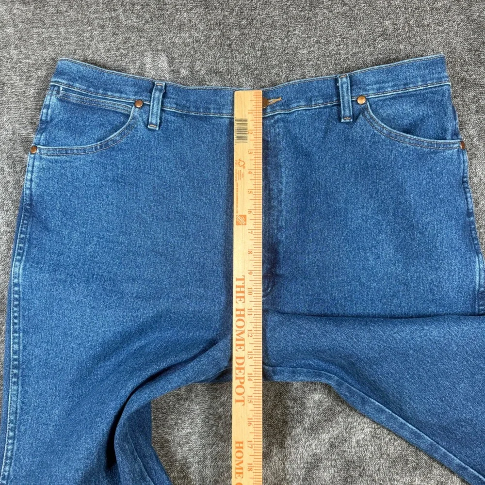 Wrangler Five Star Premium Denim Mens 42x32 Regular Fit Straight Leg Blue Jeans